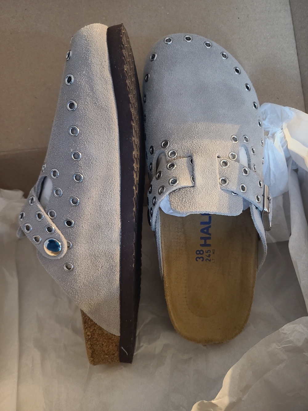 New Halofive sz 7.5 Rivet Suede Leather Corkbed Clogs - Picture 3 of 5
